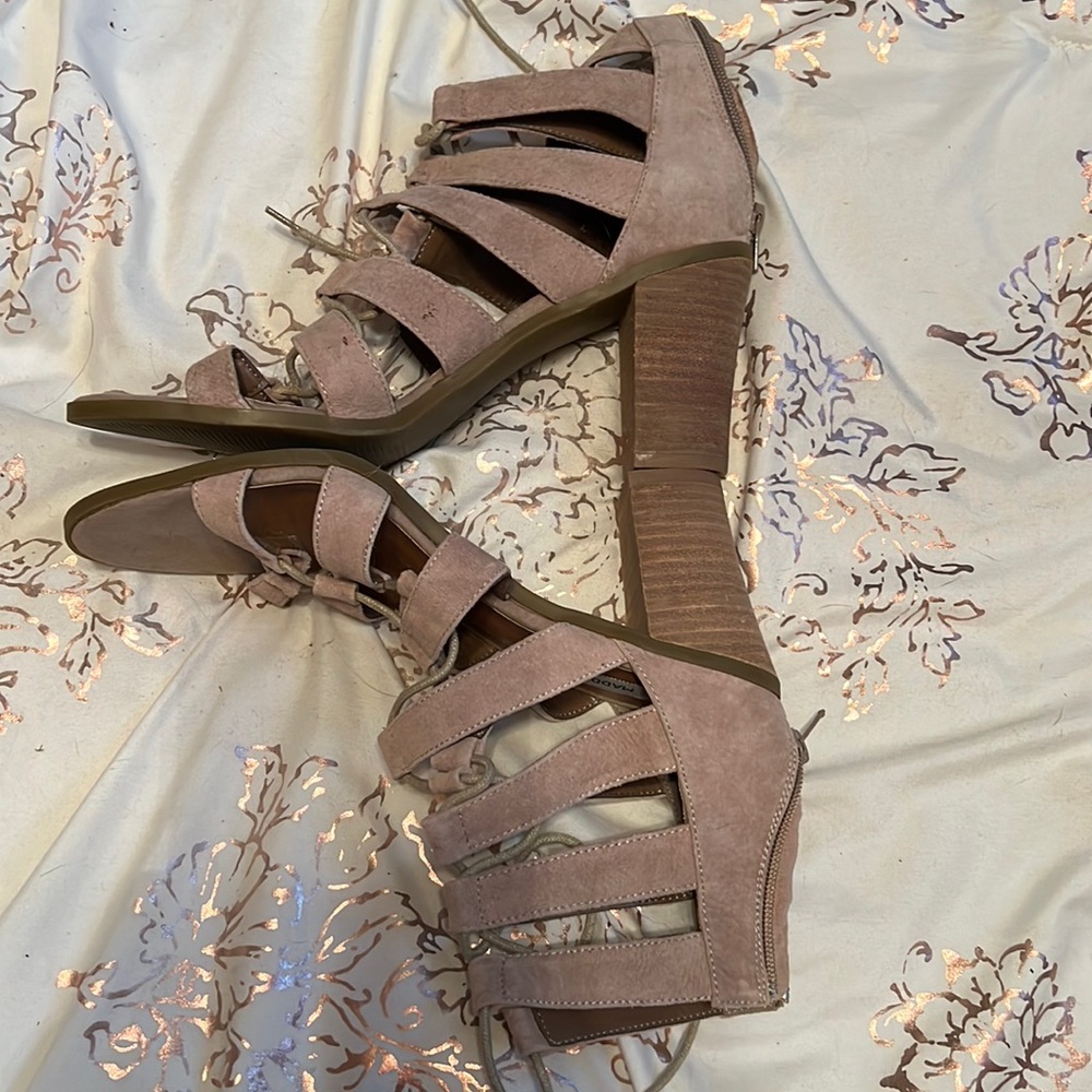 NWOT SANDALS